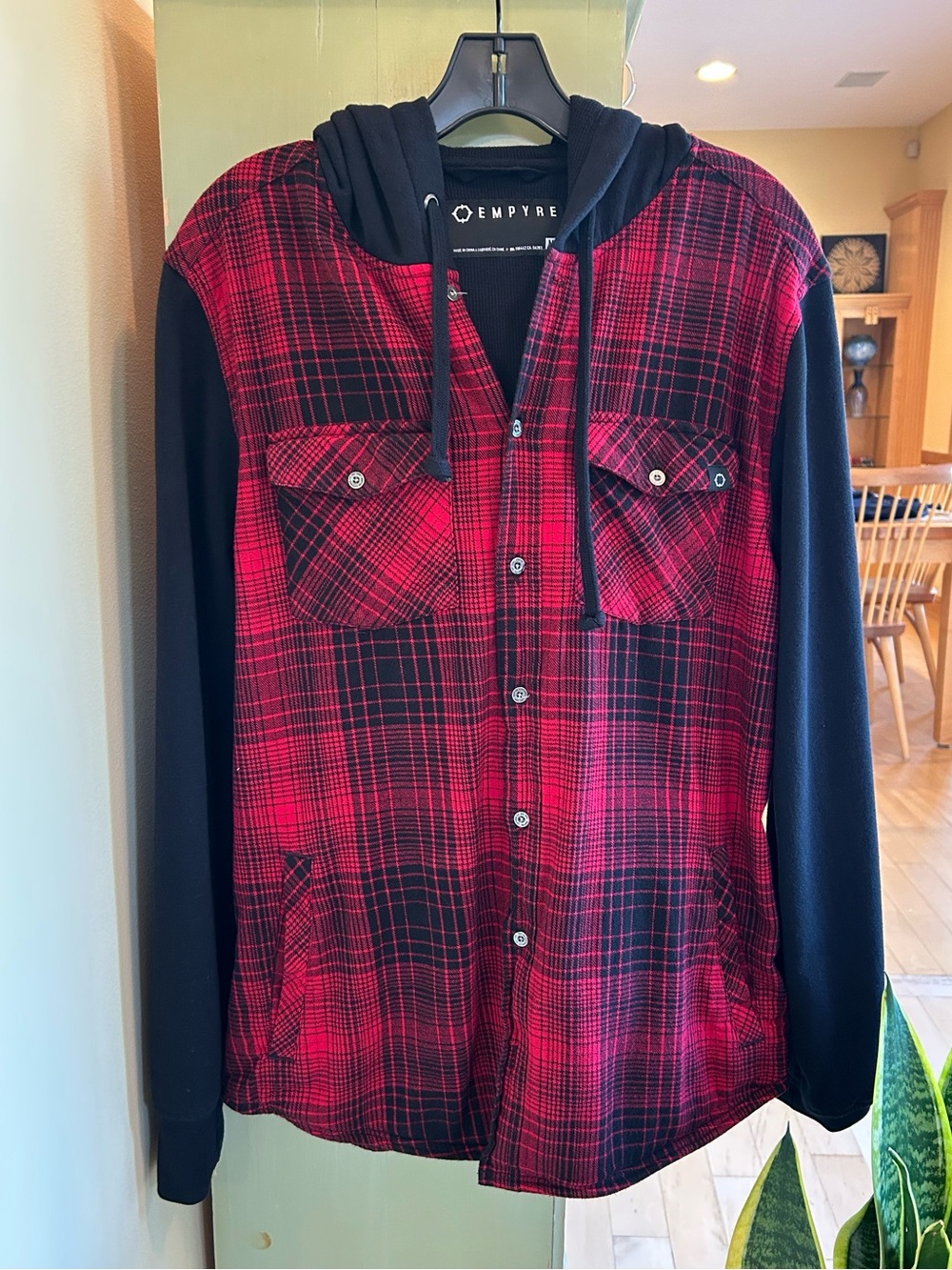 Empyre Men’s Flannel Hoodie Sweatshirt Button Shacket Red/Black Plaid Medium